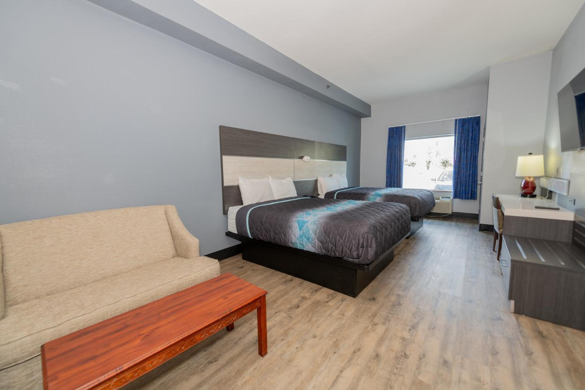 Jamestown Inn & Suites Riverdale Exteriör bild
